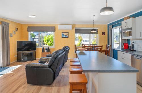 Cooks Beach House | Nest by the Beach - Cooks Beach Holiday Home