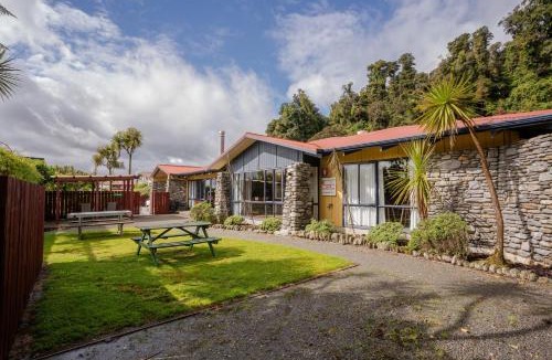 Franz Josef Glacier Hostel | Haka House Franz Josef