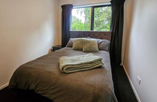 Palmerston North House | Evolve! Brand new home on Pioneer mins from PN CBD