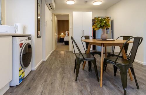 Burnside Apartment | Perfect 1-Bedroom Retreat Near the Airport