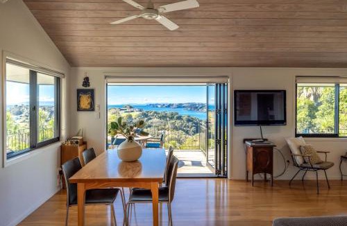 Oneroa House | LITTLE TIRI COTTAGE - Coast & Country