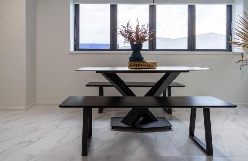 Christchurch City Centre Apartment | Discover Elegance - New central Haven. 3 bedroom