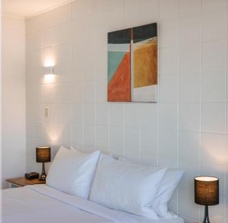 Tauranga Hotel | Roselands Motel