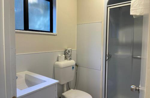 Epsom Hotel | Rayland Epsom Motel