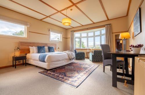 West Coast Region Cabin | Lake Brunner Eco Lodge