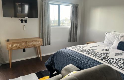 Waitahanui Hotel | Windsor Motel
