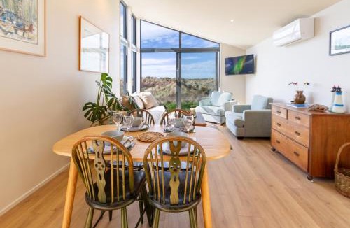 Waimairi Beach Apartment | The Keep - Waimairi Beach