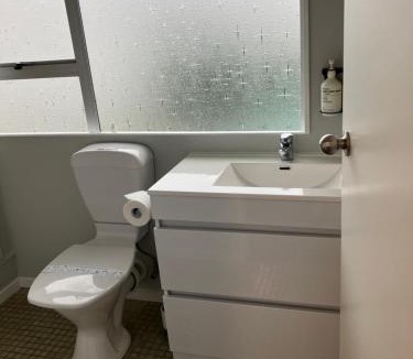 Waikanae Hotel | Kapiti Gateway Motel