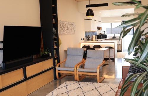 Northcote Apartment | Tuis Nest Auckland NZ