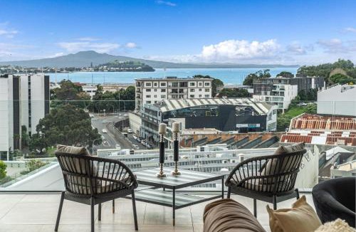 Parnell Apartment | 4BD Parnell Penthouse with Breathtaking Views