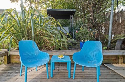 Acacia Bay House | Kinder Cottage - Taupo