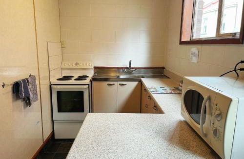 North Dunedin Hotel | Cumberland Motel