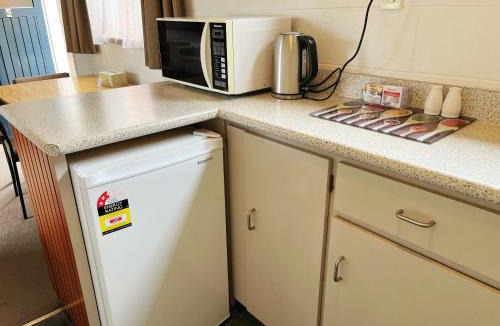 North Dunedin Hotel | Cumberland Motel