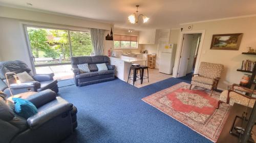Hanmer Springs House | 2 Alpine Avenue