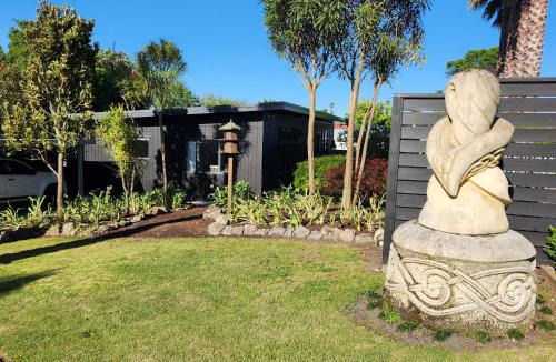 Gisborne Bed & Breakfast | Cedar House