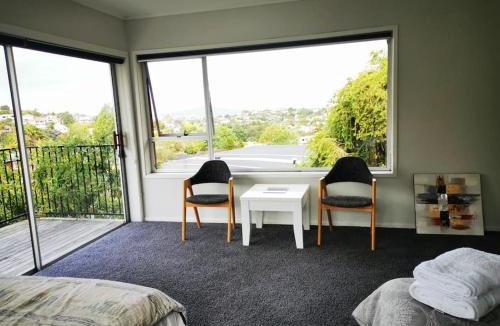 Hillcrest House | Sunshine hillcrest home