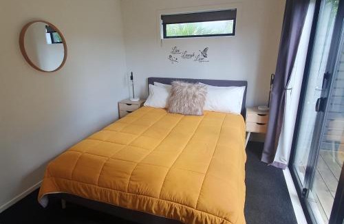 Waihi Apartment | Private Cabin