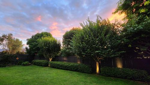 Hamilton House | Huntington Honey