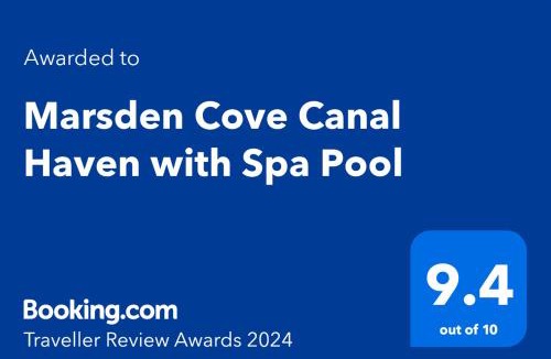 One Tree Point Bed & Breakfast | Marsden Cove Canal Haven with Spa Pool