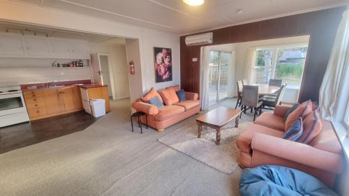 Hanmer Springs House | 44 Scarborough Tce