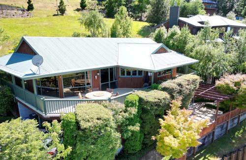 Hanmer Springs House | 18a Oregon Heights