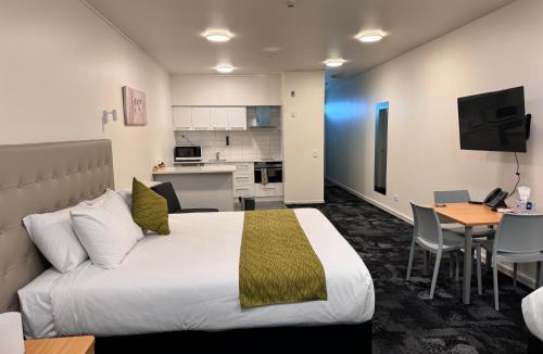 Hamilton Hotel | Zeta Motel
