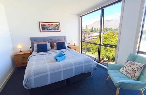 Queenstown City Centre Hostel | Adventure Q2 Hostel