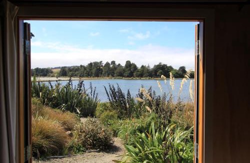 Waikouaiti House | The Bird Hide - rustic luxury by the water