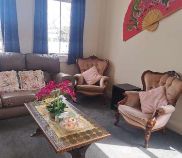 Frankton House | SUSAN'S SWEET HOME Hamilton CBD