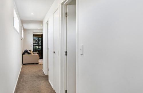 Addington Apartment | Affordable Apartment Hagley Park Super Fast Wifi