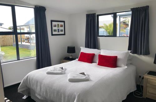 Hokitika House | Amberlea Cottages
