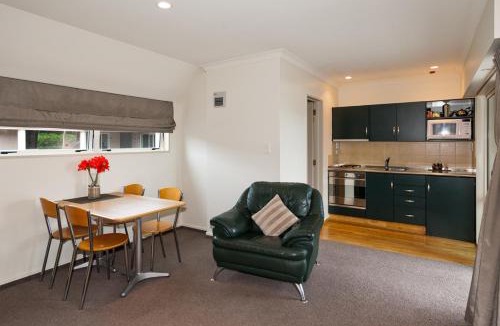Christchurch City Centre Hotel | Colombo In The City