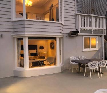 Wellington House | Incredible Views! Luxurious Studio & Outdoor Living