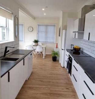 Pukenui House | Pukenui Gem