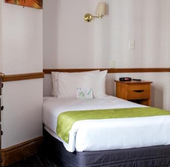 Te Aro Hostel | The Cambridge Hotel & Backpackers