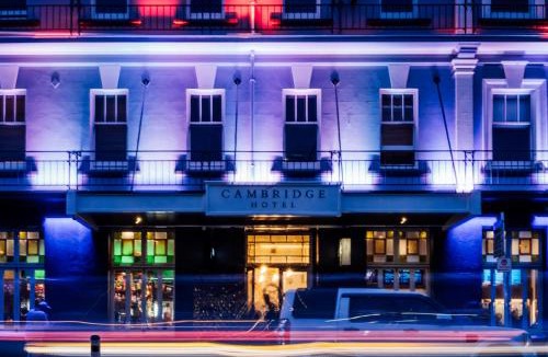 Te Aro Hostel | The Cambridge Hotel & Backpackers