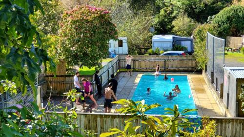 Thames Resort | Dickson Holiday Park