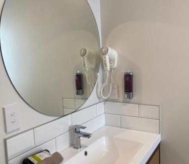 Frankton Hotel | Norton Motel