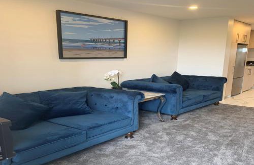 New Brighton Apartment | Beachfront Haven