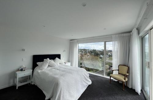 Orakei Apartment | Okahu Bay Villas