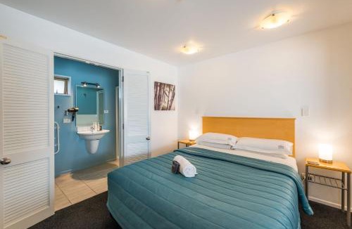 Riccarton Hotel | Roma On Riccarton Motel