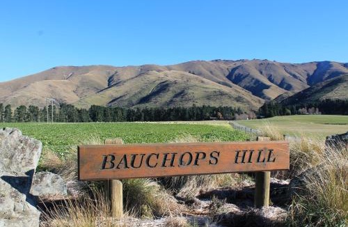 Mackenzie Country House | Bauchops Hill Station Farmstay