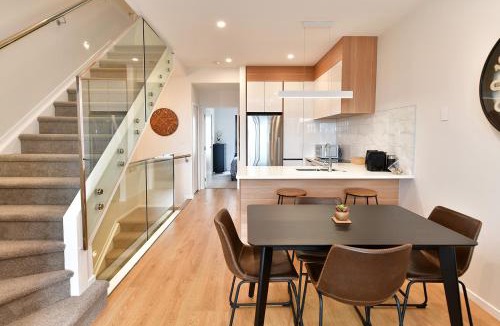 Orewa House | Ocean View Retreat - Stay Orewa
