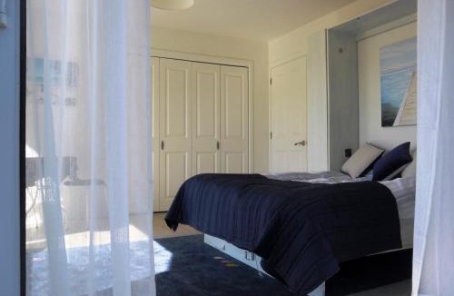Oneroa House | Blue Birds
