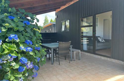 Rangihaeata Bed & Breakfast | Summerspring Beachfront Accommodation
