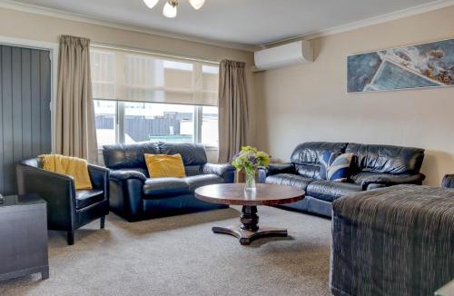 Palmerston North Hotel | Aztec Motel