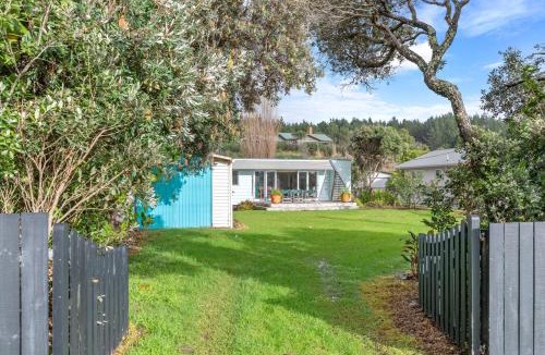 Waipu Cove House | Coastal Cove - Waipu Cove Holiday Home