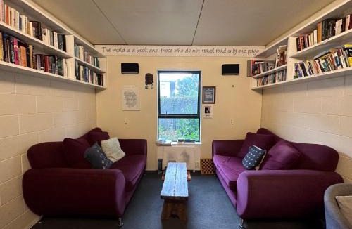 Christchurch City Centre Hostel | Around The World Backpackers