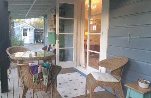 Motueka House | Cabins on Tudor bed & breakfast