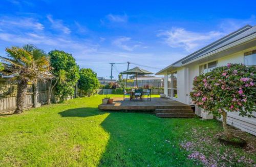 Otaki Beach House | Babbacombe Bach - Otaki Beach Holiday Home